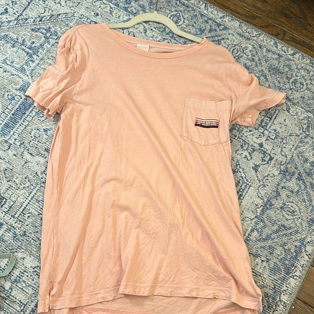 victoria secret pink t-shirt